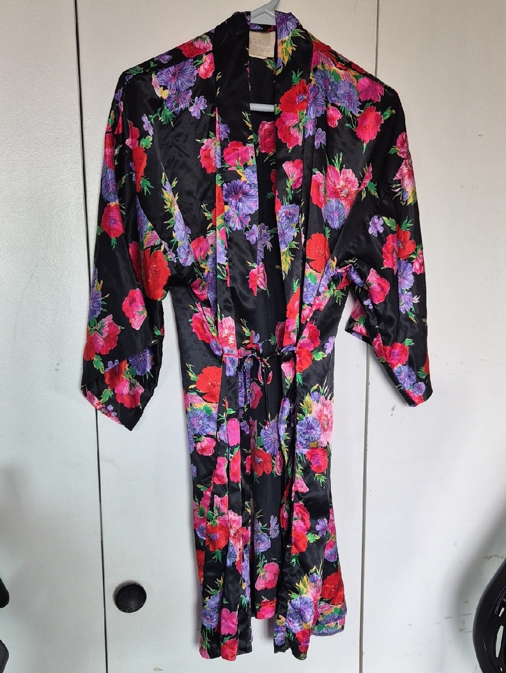 Vintage California Dynasty Floral Satin Robe Kimono Short Wrap Multicolor Medium